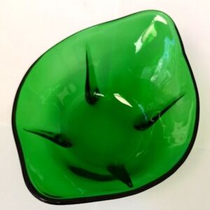Vintage Anchor Hocking Forest Green Bowl. Used. In Excellent Condition.